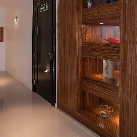 Tigne Seafront Apartment Sliema